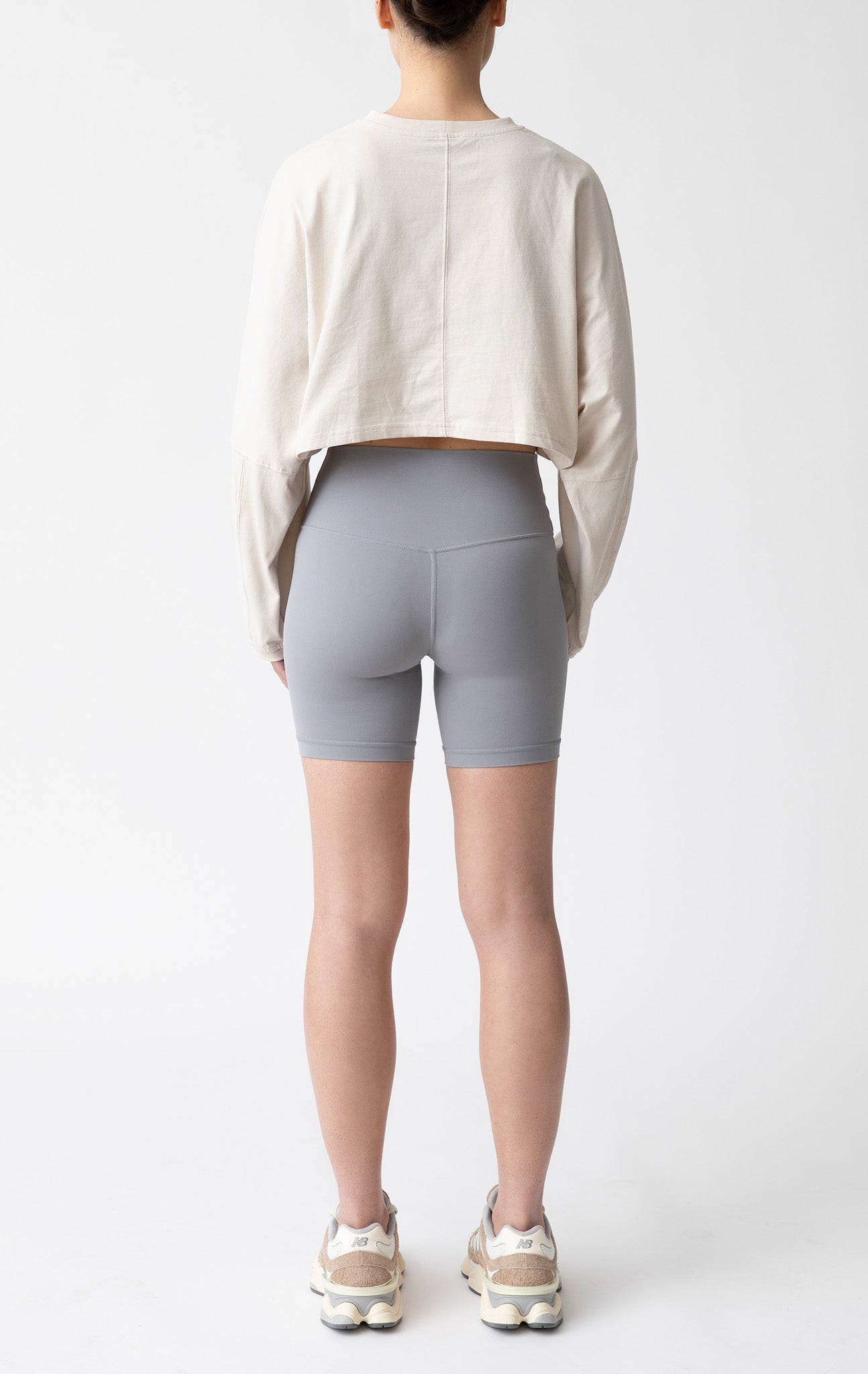 Diana 6" Short